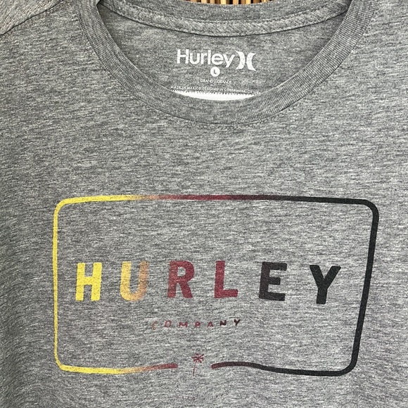 Hurley T-Shirt - Picture 2 of 3